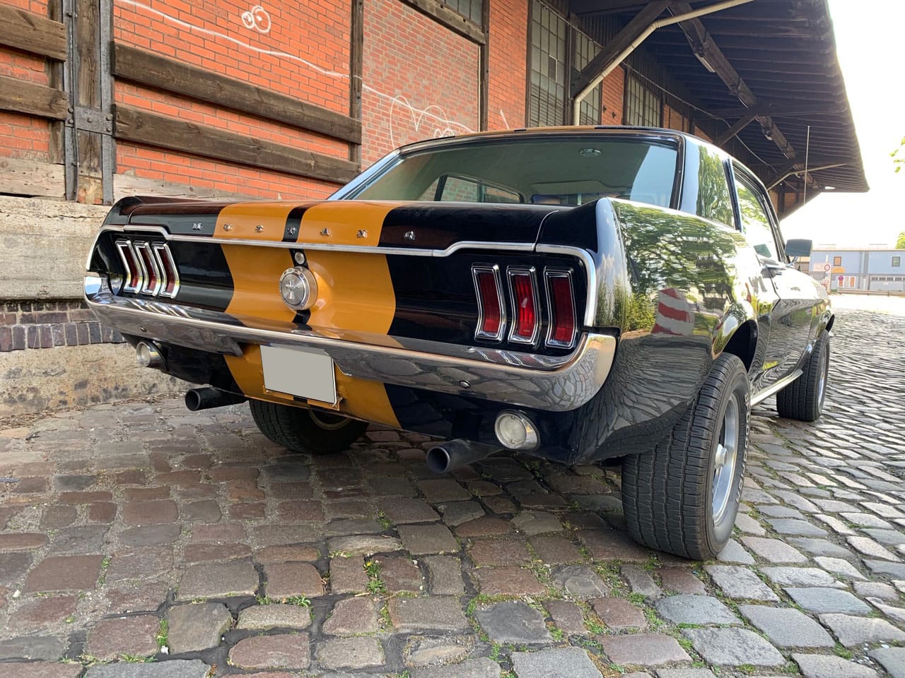 ford-mustang-coupe_2